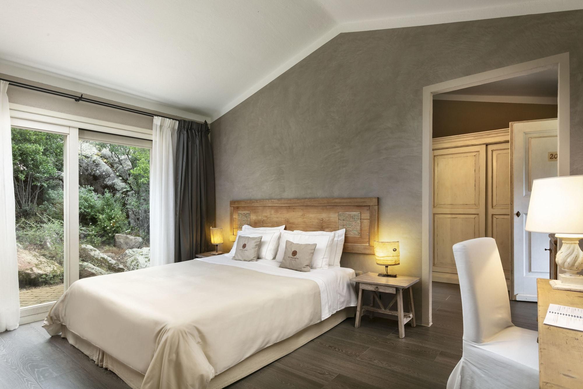 Petra Segreta Resort & Spa San Pantaleo Eksteriør billede