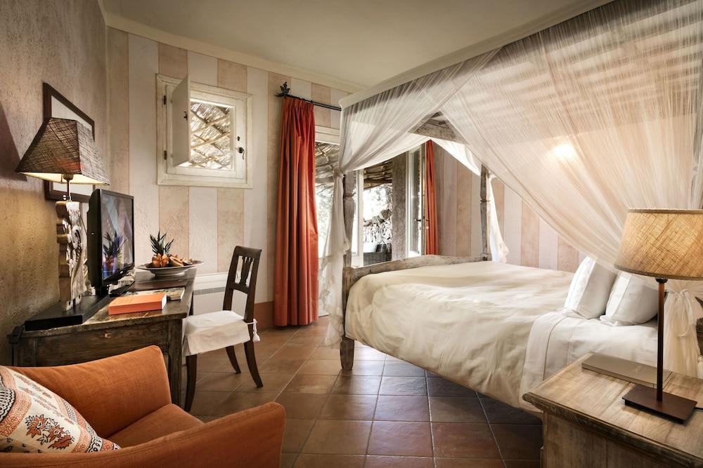 Petra Segreta Resort & Spa San Pantaleo Eksteriør billede