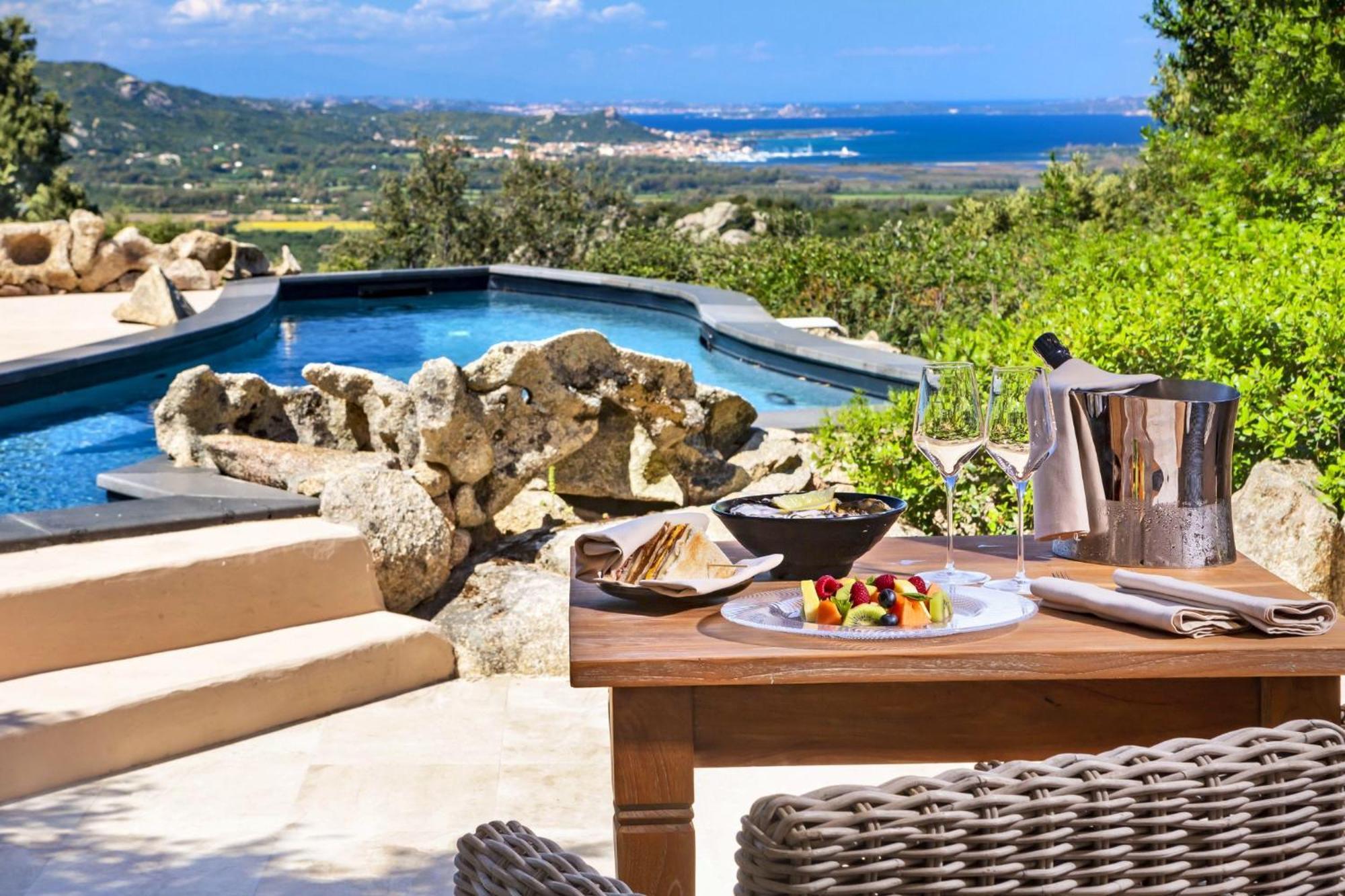 Petra Segreta Resort & Spa San Pantaleo Eksteriør billede