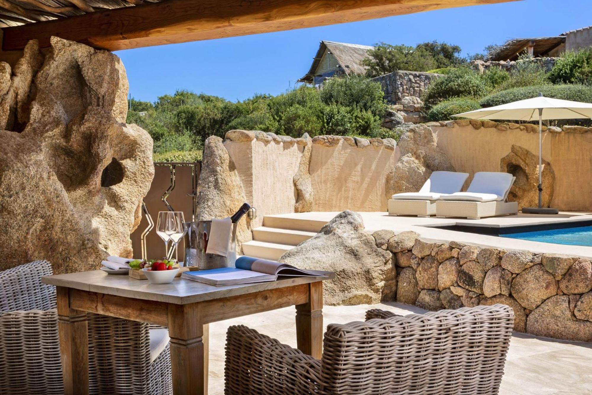 Petra Segreta Resort & Spa San Pantaleo Eksteriør billede